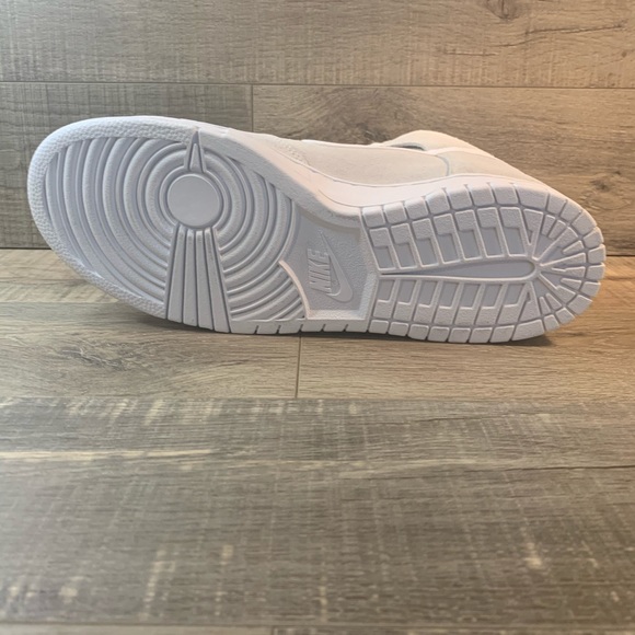 Nike Dunk High Suede ‘Off White’ - Picture 5 of 6